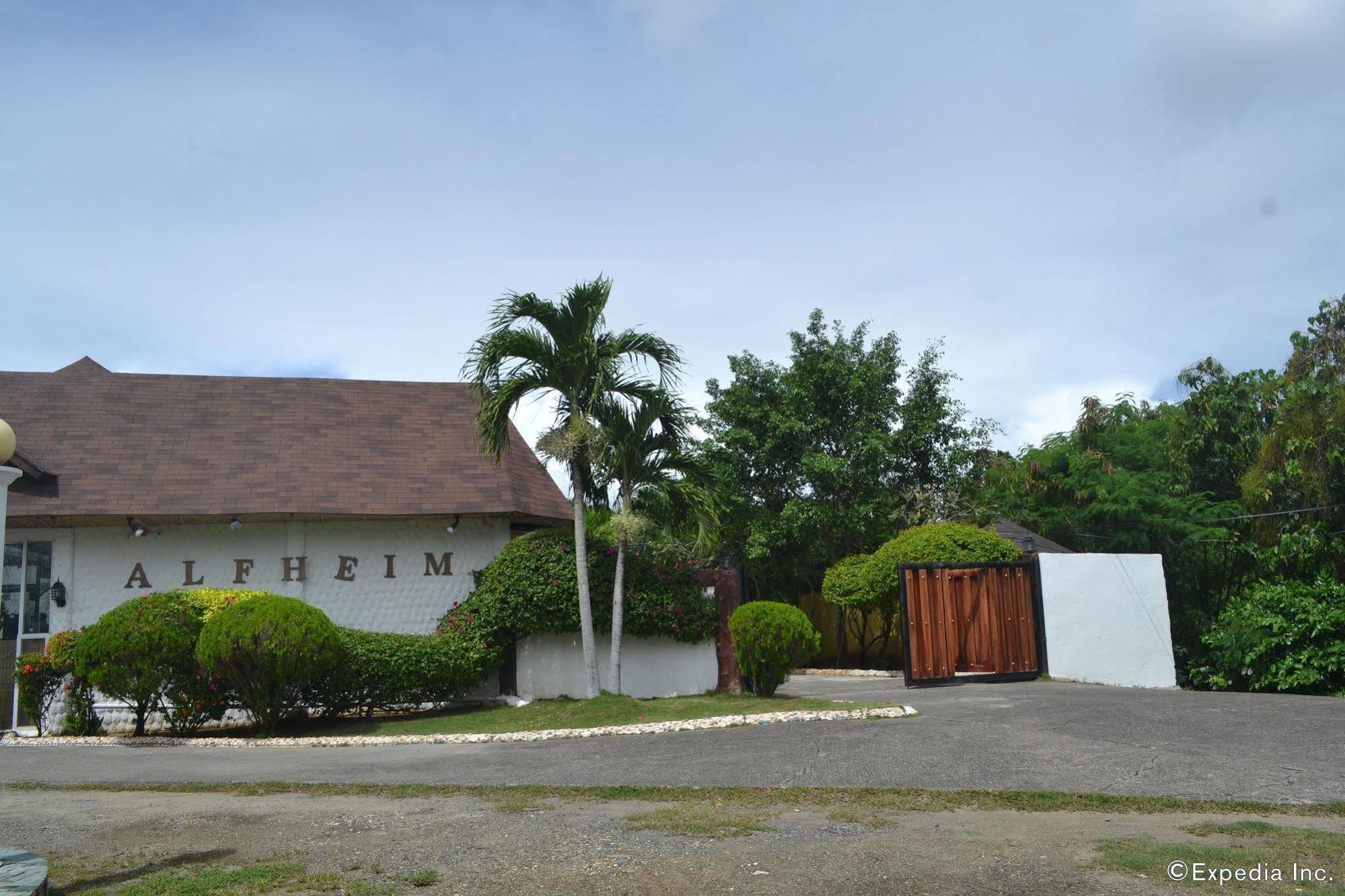 Alfheim Resort Lapu-Lapu City Exterior photo